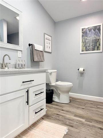 810 Town and Country Lane, Trenton, MO 64683