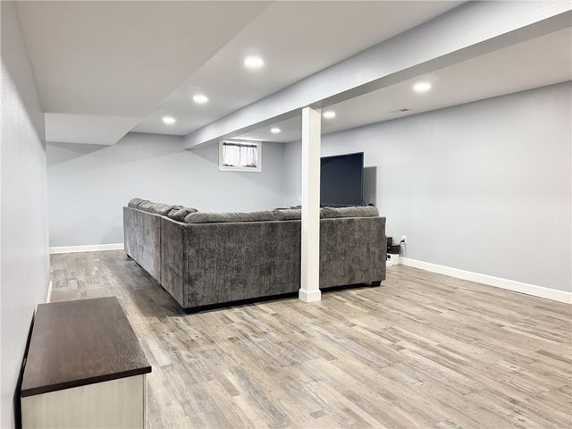 810 Town and Country Lane, Trenton, MO 64683