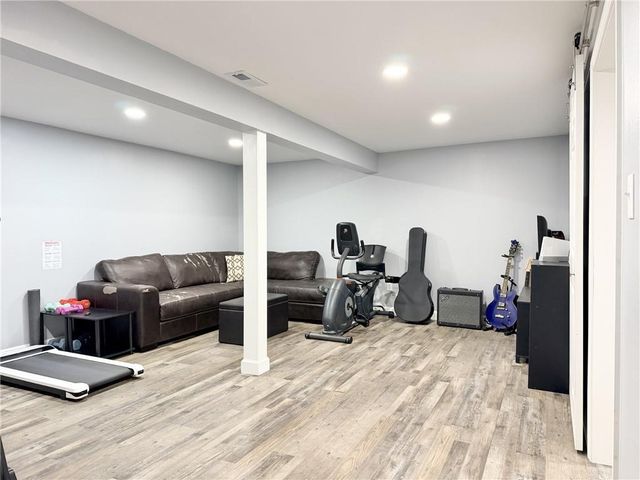 810 Town and Country Lane, Trenton, MO 64683