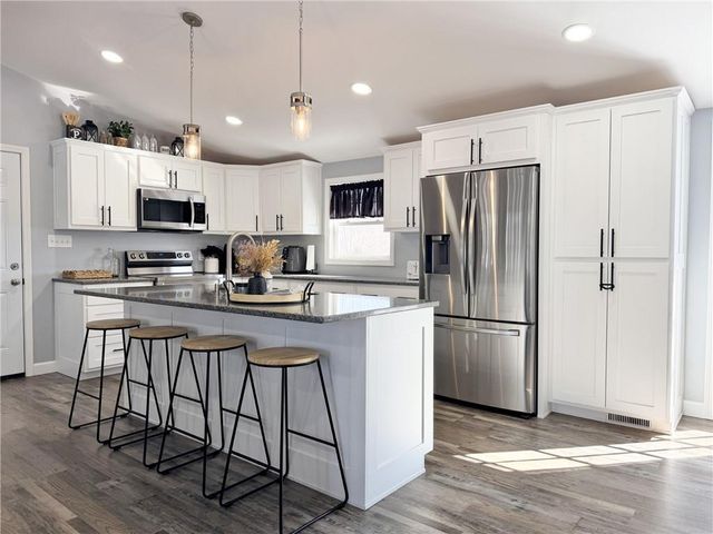 810 Town and Country Lane, Trenton, MO 64683