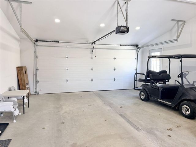 810 Town and Country Lane, Trenton, MO 64683