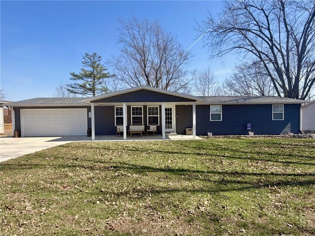 810 Town and Country Lane, Trenton, MO 64683