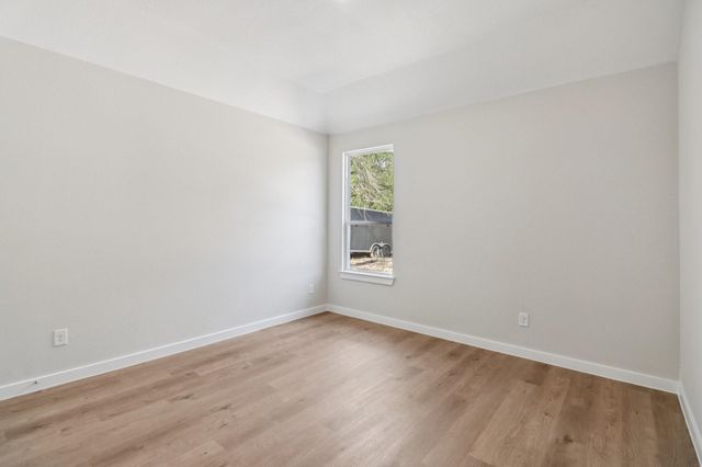 740 Barton Place Drive, Cleveland, TX 77327