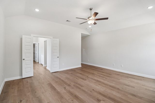 740 Barton Place Drive, Cleveland, TX 77327