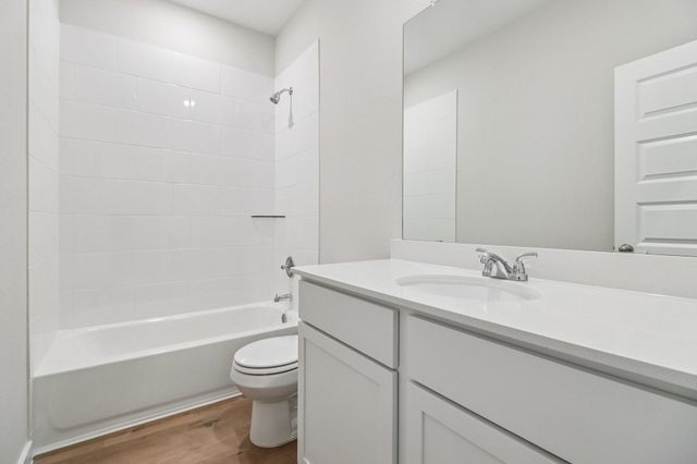 740 Barton Place Drive, Cleveland, TX 77327