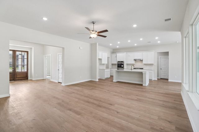 740 Barton Place Drive, Cleveland, TX 77327