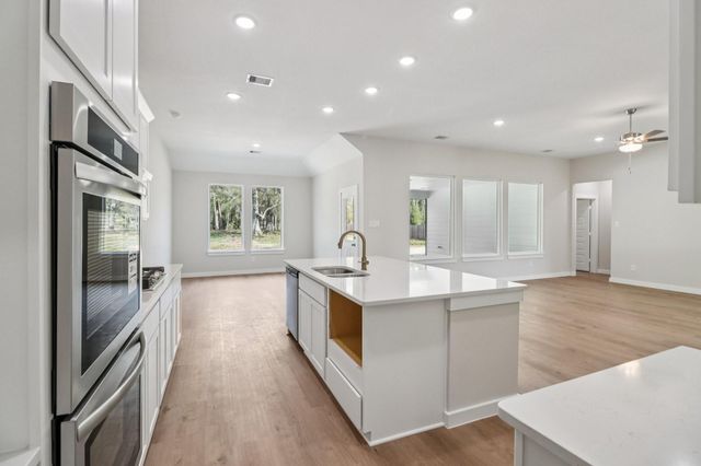 740 Barton Place Drive, Cleveland, TX 77327