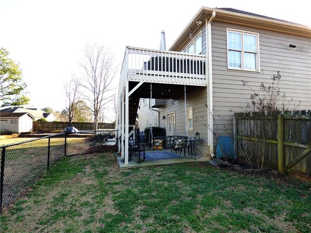 12 Green Apple Court, Taylorsville, GA 30178