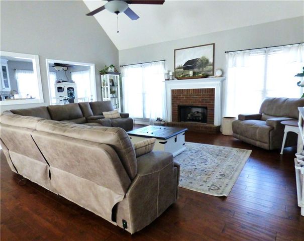 12 Green Apple Court, Taylorsville, GA 30178