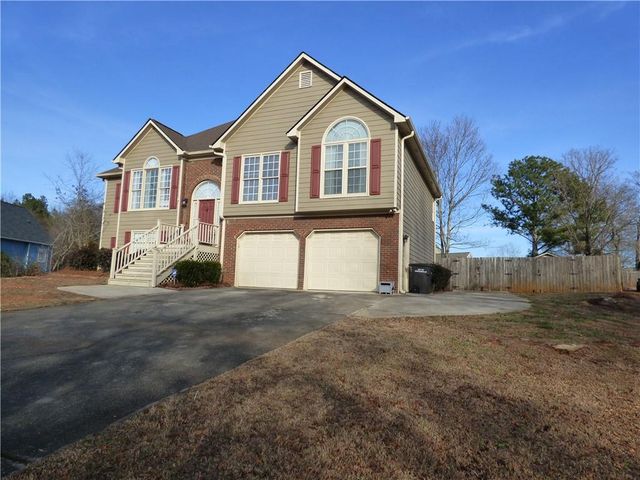 12 Green Apple Court, Taylorsville, GA 30178