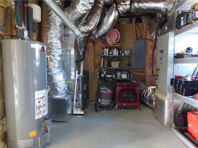 12 Green Apple Court, Taylorsville, GA 30178