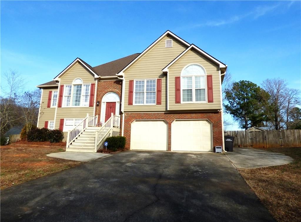 12 Green Apple Court, Taylorsville, GA 30178