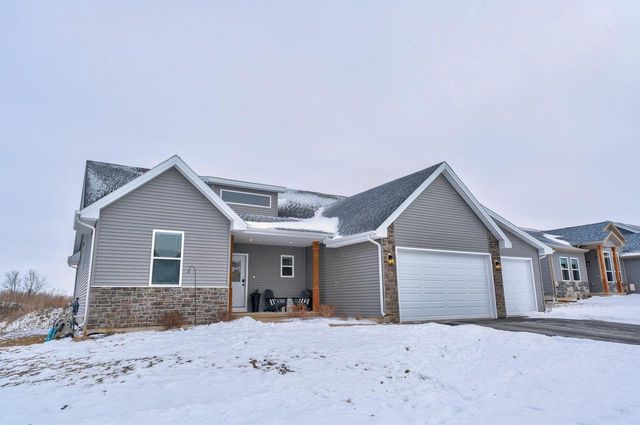 320 Cherry Street, Edgerton, WI 53534