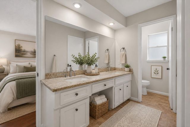 1927 Hidden Creek Drive, Kingwood, TX 77339