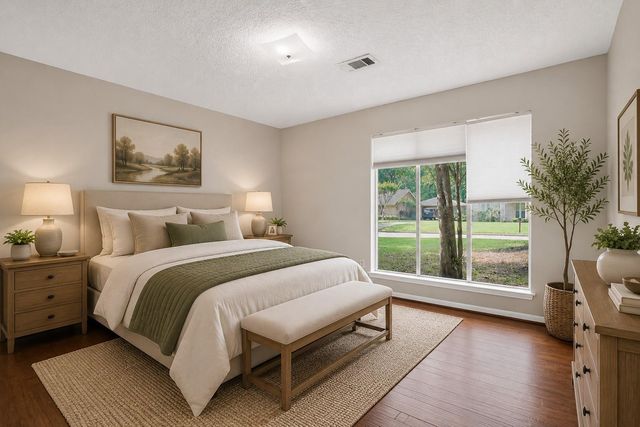 1927 Hidden Creek Drive, Kingwood, TX 77339