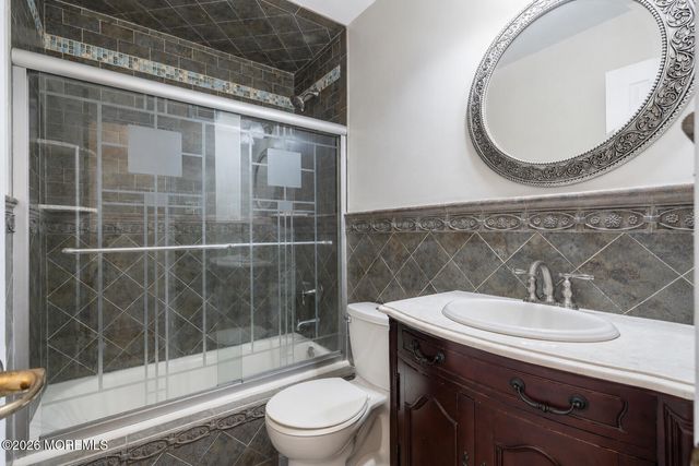 18 Nolan Road, Morganville, NJ 07751
