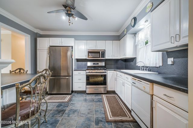18 Nolan Road, Morganville, NJ 07751