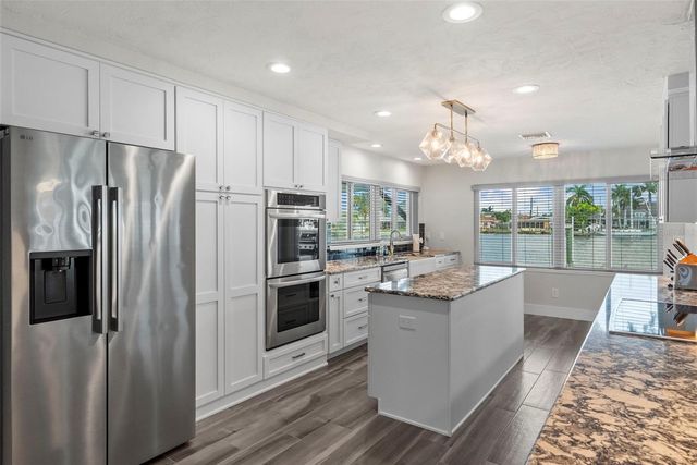 1514 SEA GULL DRIVE S, St Petersburg, FL 33707