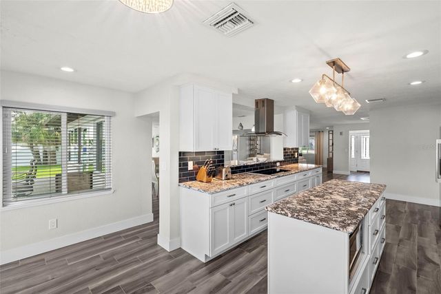 1514 SEA GULL DRIVE S, St Petersburg, FL 33707