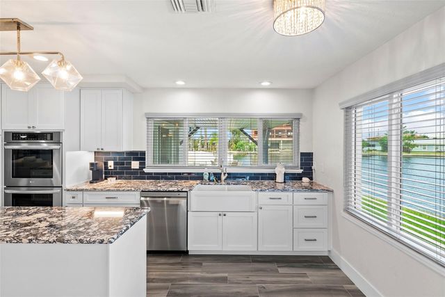 1514 SEA GULL DRIVE S, St Petersburg, FL 33707