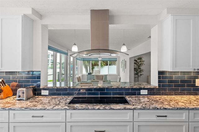 1514 SEA GULL DRIVE S, St Petersburg, FL 33707