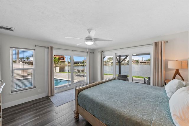 1514 SEA GULL DRIVE S, St Petersburg, FL 33707
