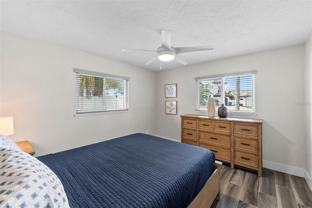 1514 SEA GULL DRIVE S, St Petersburg, FL 33707