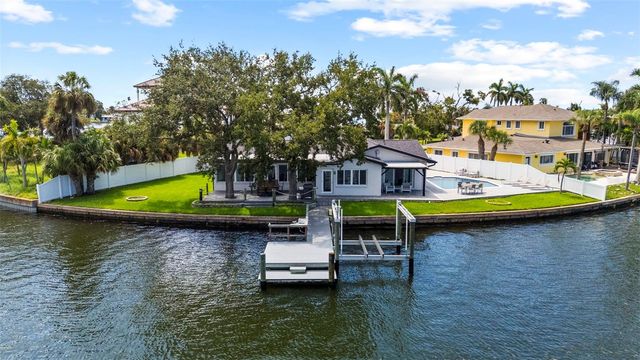 1514 SEA GULL DRIVE S, St Petersburg, FL 33707