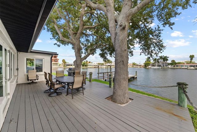 1514 SEA GULL DRIVE S, St Petersburg, FL 33707