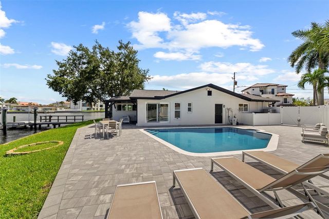 1514 SEA GULL DRIVE S, St Petersburg, FL 33707