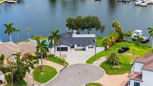 1514 SEA GULL DRIVE S, St Petersburg, FL 33707
