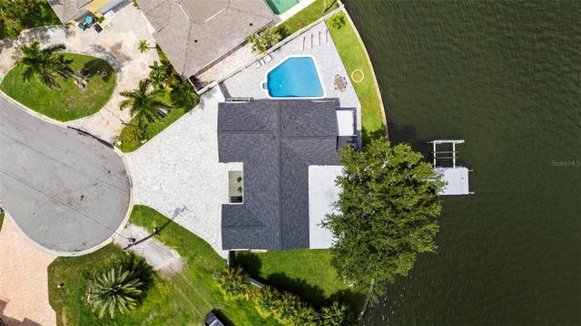 1514 SEA GULL DRIVE S, St Petersburg, FL 33707