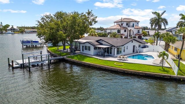 1514 SEA GULL DRIVE S, St Petersburg, FL 33707