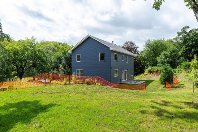 65 Dutch Street, Montrose, NY 10567