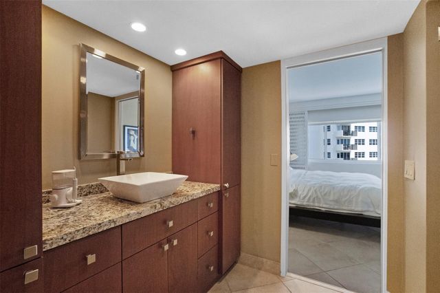333 Sunset Drive 503, Fort Lauderdale, FL 33301