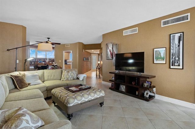333 Sunset Drive 503, Fort Lauderdale, FL 33301