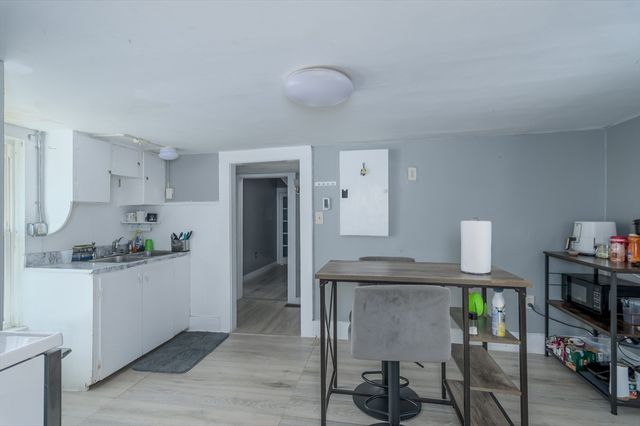 14 Sutton Ave, Oxford, MA 01540