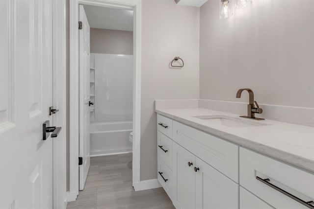 6623 ROCKY PARK DR, Memphis, TN 38141