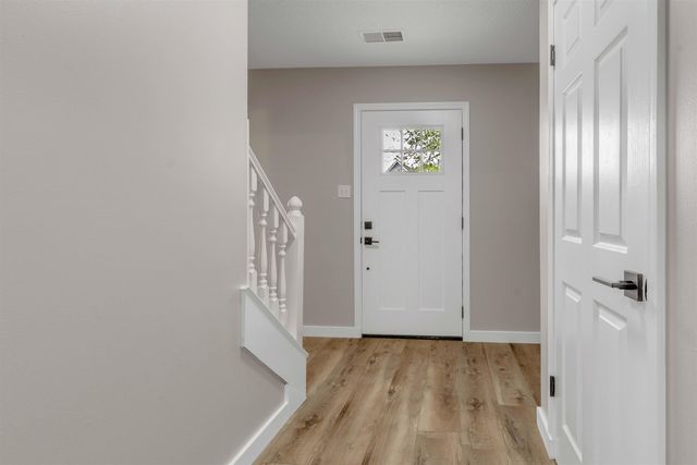 6623 ROCKY PARK DR, Memphis, TN 38141