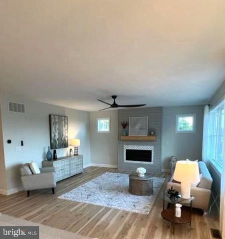 FIVE FORKS RD, Stewartstown, PA 17363