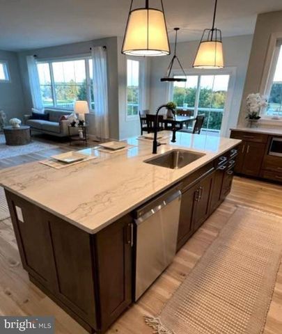 FIVE FORKS RD, Stewartstown, PA 17363