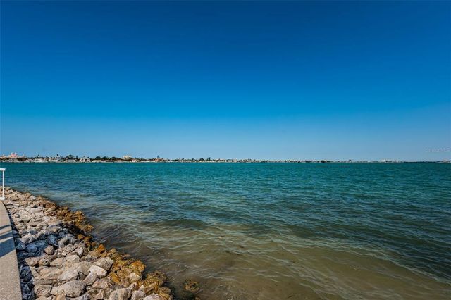 6265 SUN BOULEVARD 115, St Petersburg, FL 33715