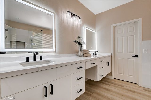 10258 Donde Avenue, Las Vegas, NV 89135