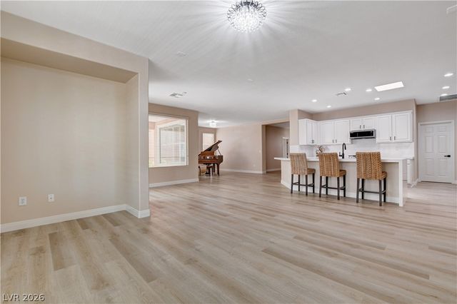 10258 Donde Avenue, Las Vegas, NV 89135