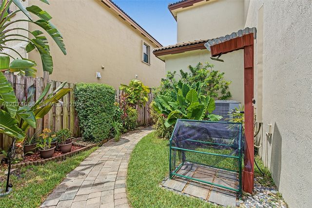 24065 SW 113th Psge, Homestead, FL 33032