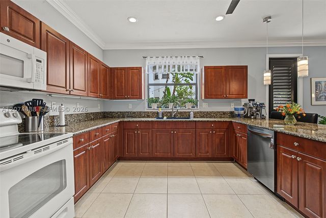 24065 SW 113th Psge, Homestead, FL 33032