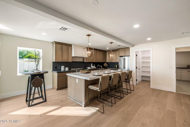 3423 E Beryl Lane, Phoenix, AZ 85028