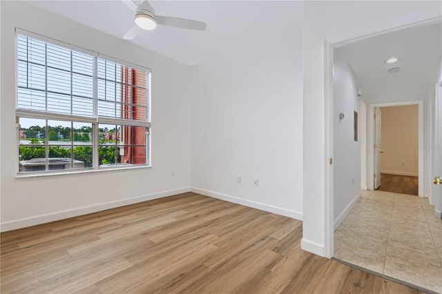 9818 LAKE CHASE ISLAND WAY 9818, Tampa, FL 33626