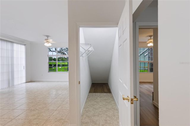 9818 LAKE CHASE ISLAND WAY 9818, Tampa, FL 33626