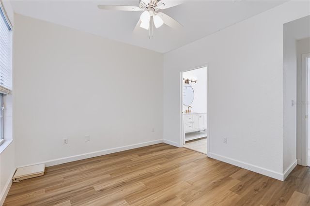 9818 LAKE CHASE ISLAND WAY 9818, Tampa, FL 33626